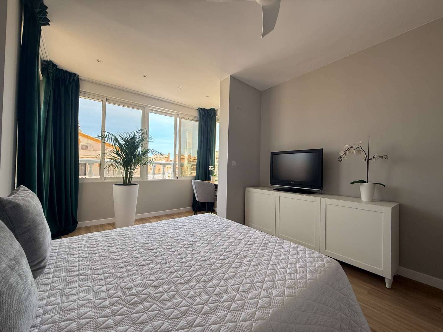 3 bedroom Flat for sale in Orihuela with pool - € 288,000 (Ref: 9029406)