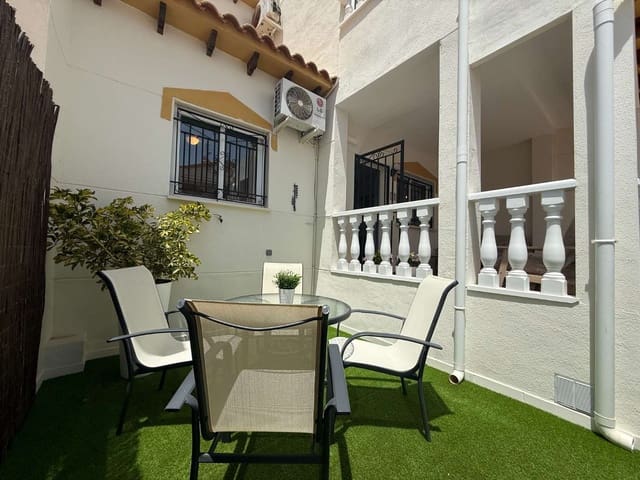 3 makuuhuone Asunto myytävänä paikassa Orihuela mukana uima-altaan - 277 800 € (Ref: 9029406)