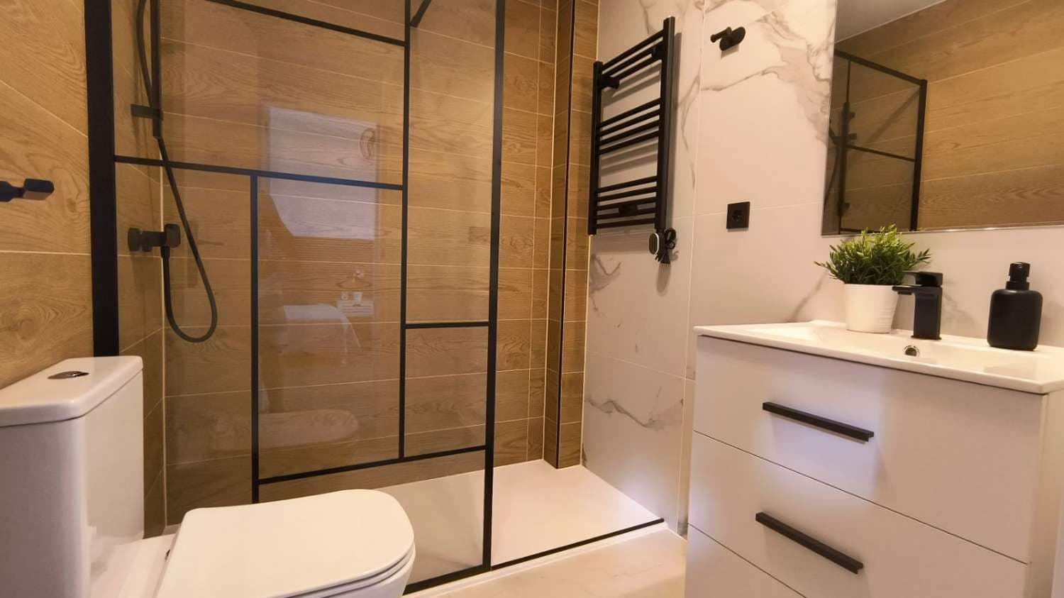 3 makuuhuone Asunto myytävänä paikassa Orihuela mukana uima-altaan - 277 800 € (Ref: 9029406)