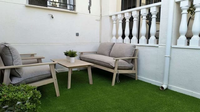 3 makuuhuone Asunto myytävänä paikassa Orihuela mukana uima-altaan - 277 800 € (Ref: 9029406)