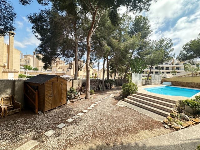 6 soveværelse Villa til salg i Orihuela med swimmingpool - € 450.000 (Ref: 9036423)