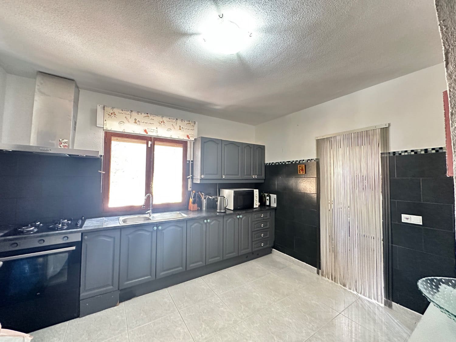 6 bedroom Villa for sale in Orihuela with pool - € 450,000 (Ref: 9036423)