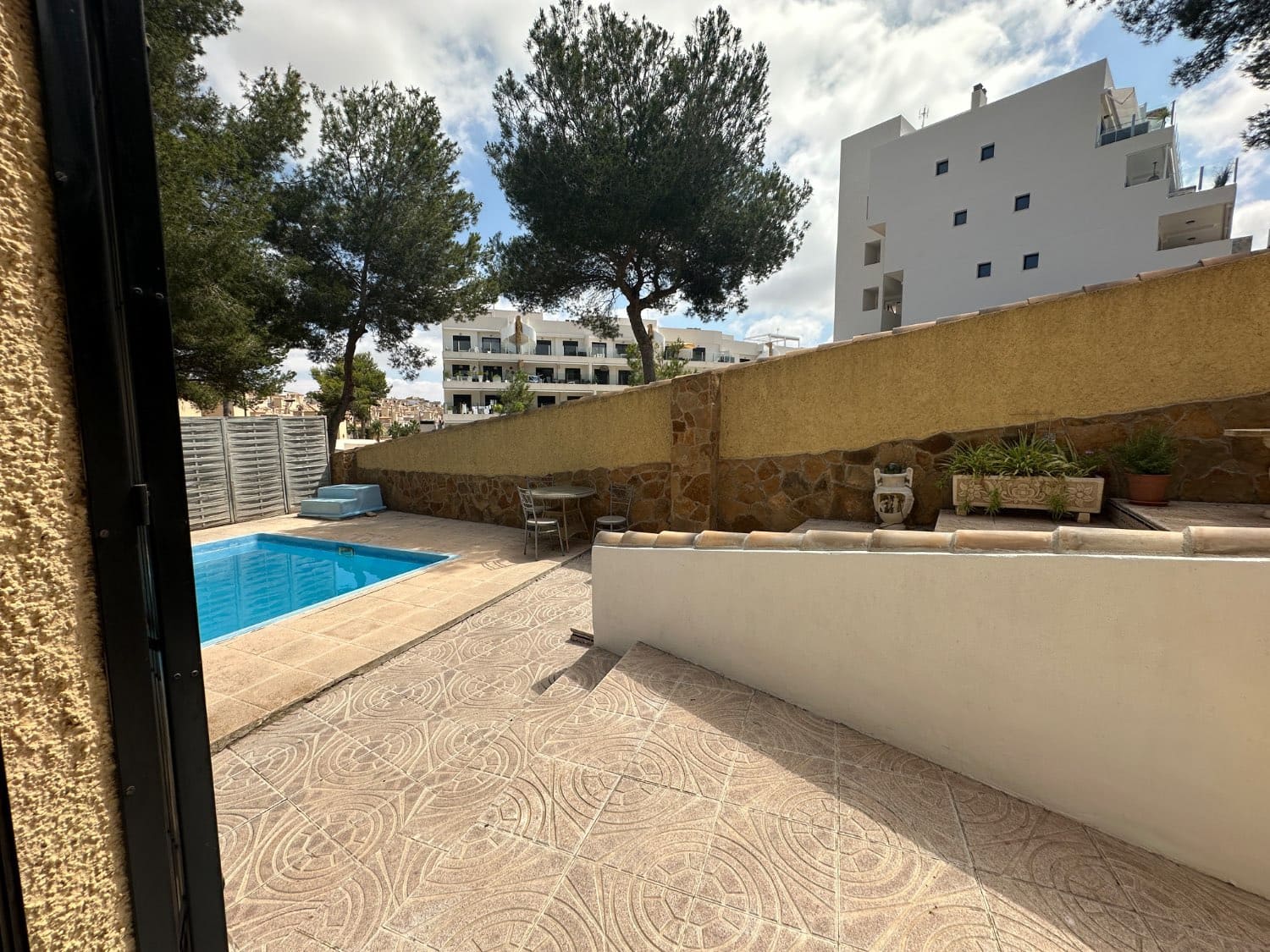 6 bedroom Villa for sale in Orihuela with pool - € 450,000 (Ref: 9036423)