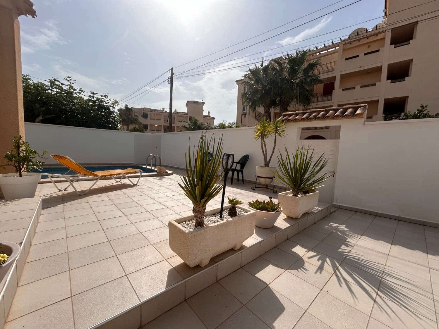 4 soveværelse Villa til salg i Orihuela med swimmingpool - € 359.000 (Ref: 9057333)