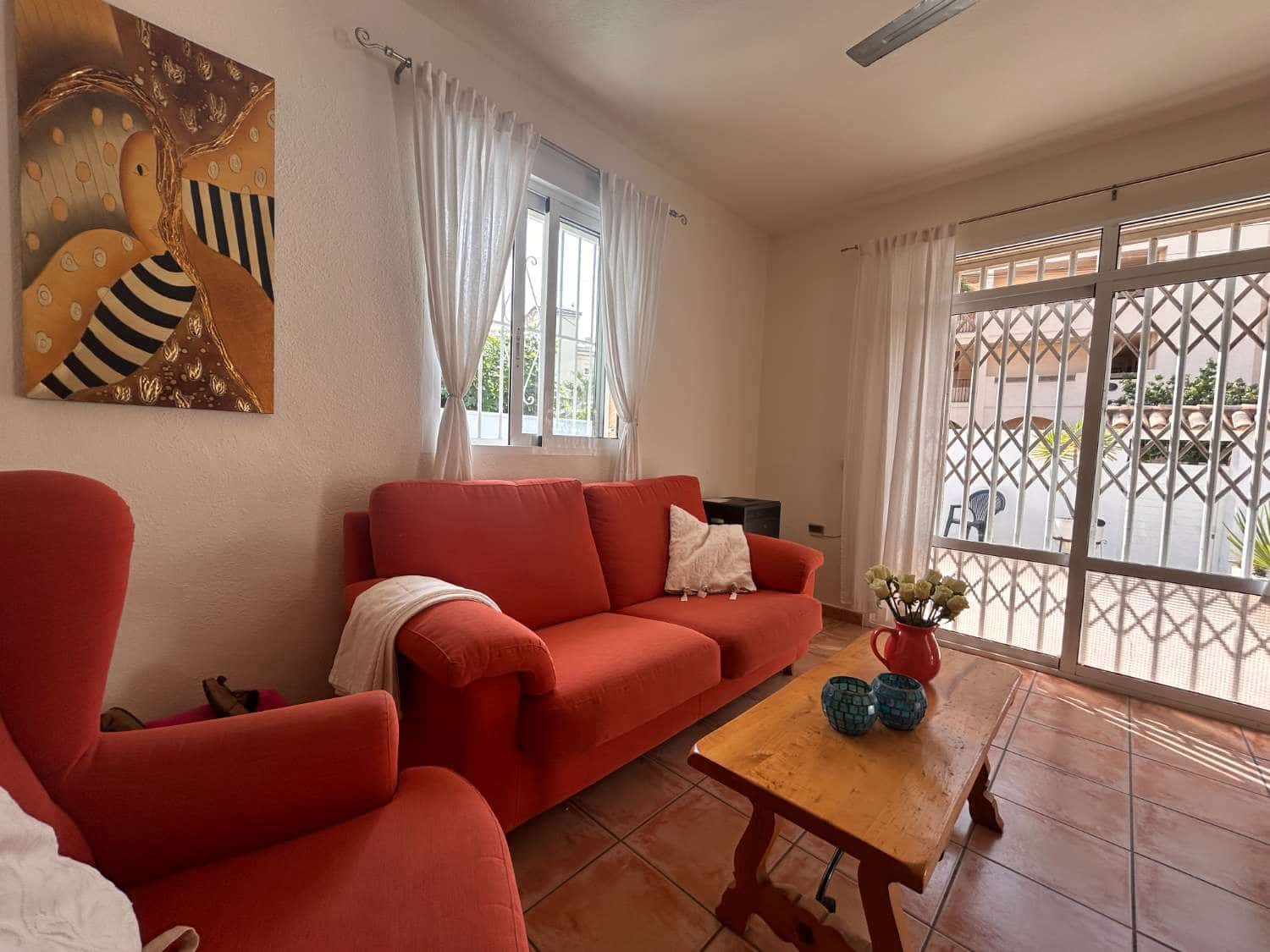 4 soveværelse Villa til salg i Orihuela med swimmingpool - € 359.000 (Ref: 9057333)