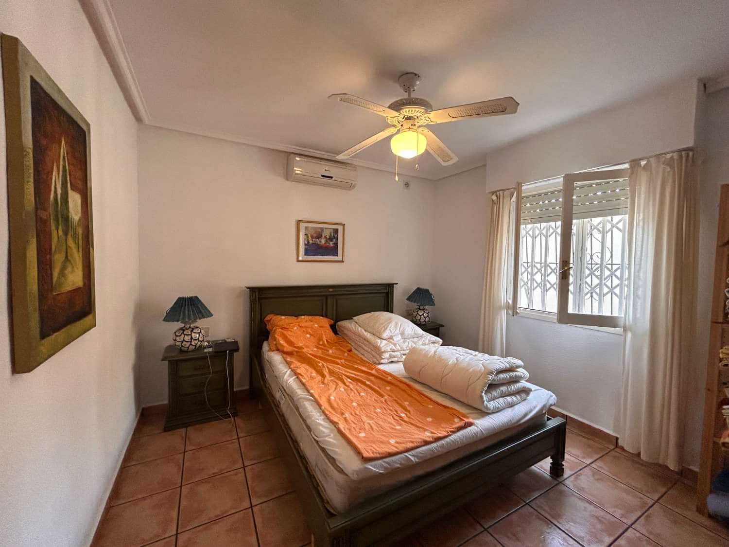 4 soveværelse Villa til salg i Orihuela med swimmingpool - € 359.000 (Ref: 9057333)