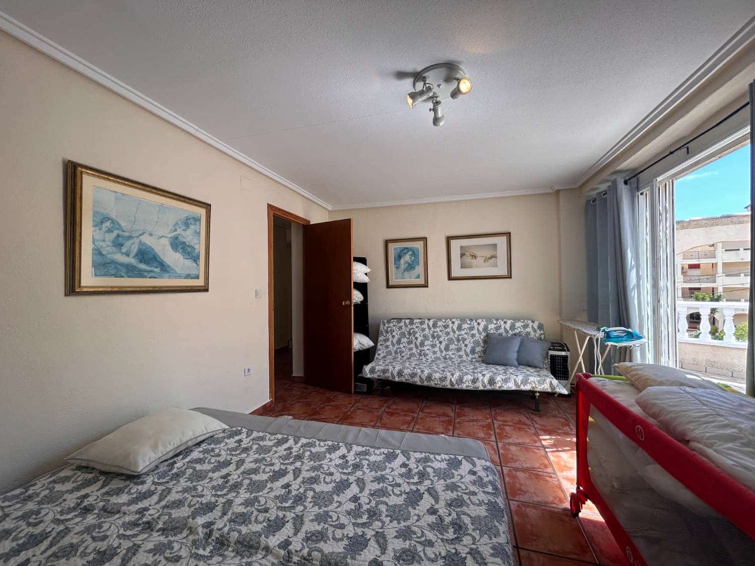 4 soveværelse Villa til salg i Orihuela med swimmingpool - € 359.000 (Ref: 9057333)