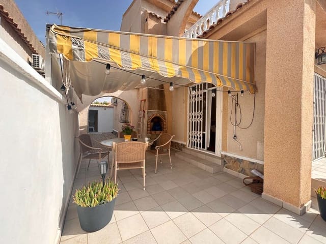 4 soveværelse Villa til salg i Orihuela med swimmingpool - € 359.000 (Ref: 9057333)