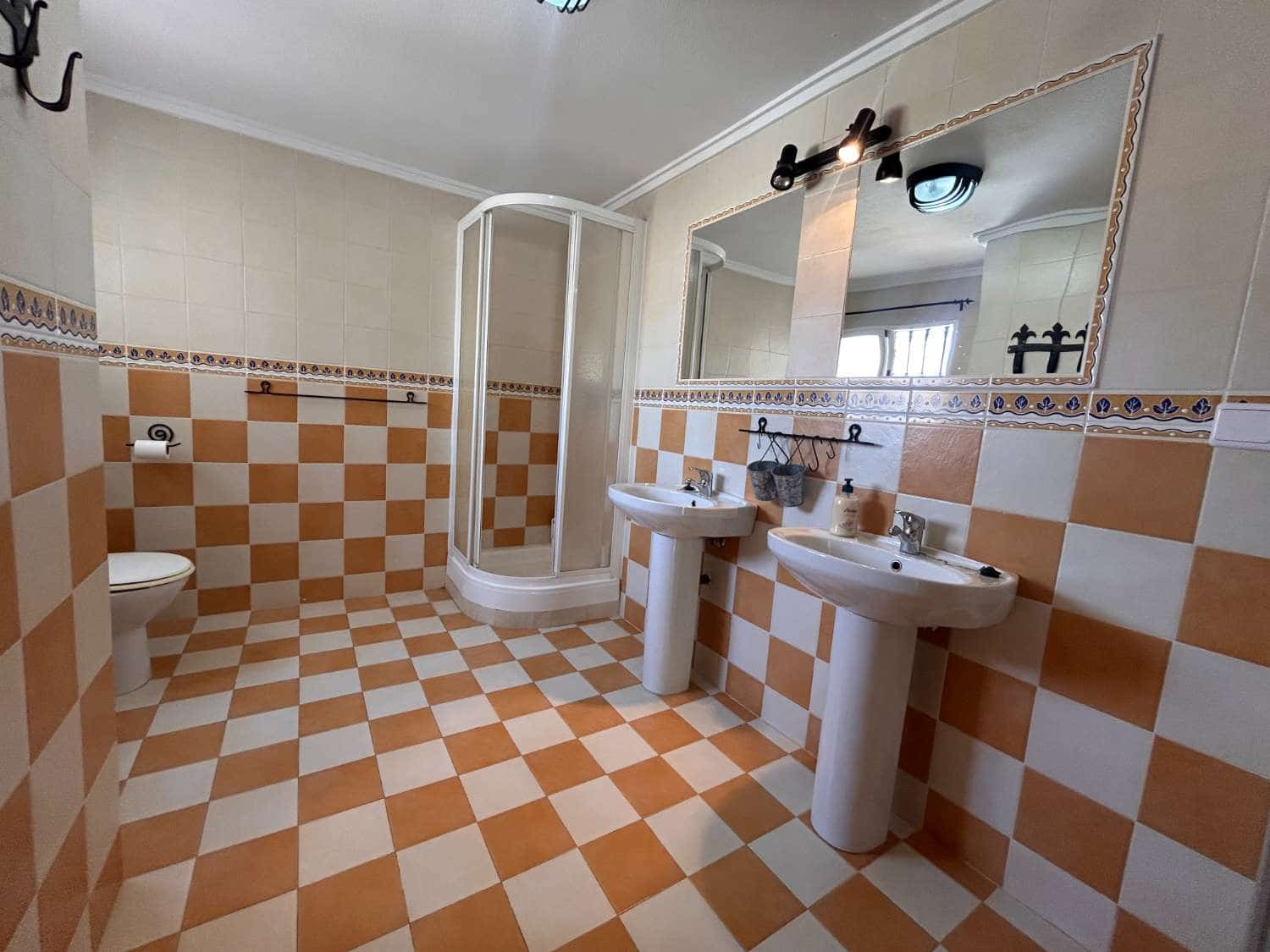 4 soveværelse Villa til salg i Orihuela med swimmingpool - € 359.000 (Ref: 9057333)