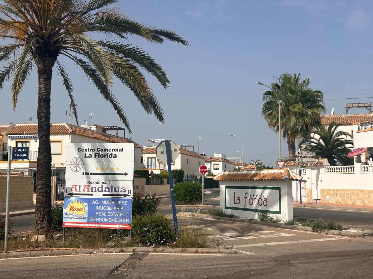 4 soveværelse Villa til salg i Orihuela med swimmingpool - € 359.000 (Ref: 9057333)