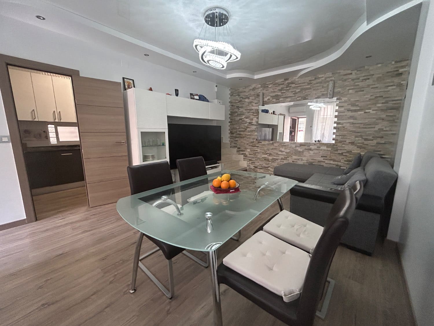 2 Zimmer Wohnung zu verkaufen in Torrevieja mit Pool - 189.000 € (Ref: 9062146)