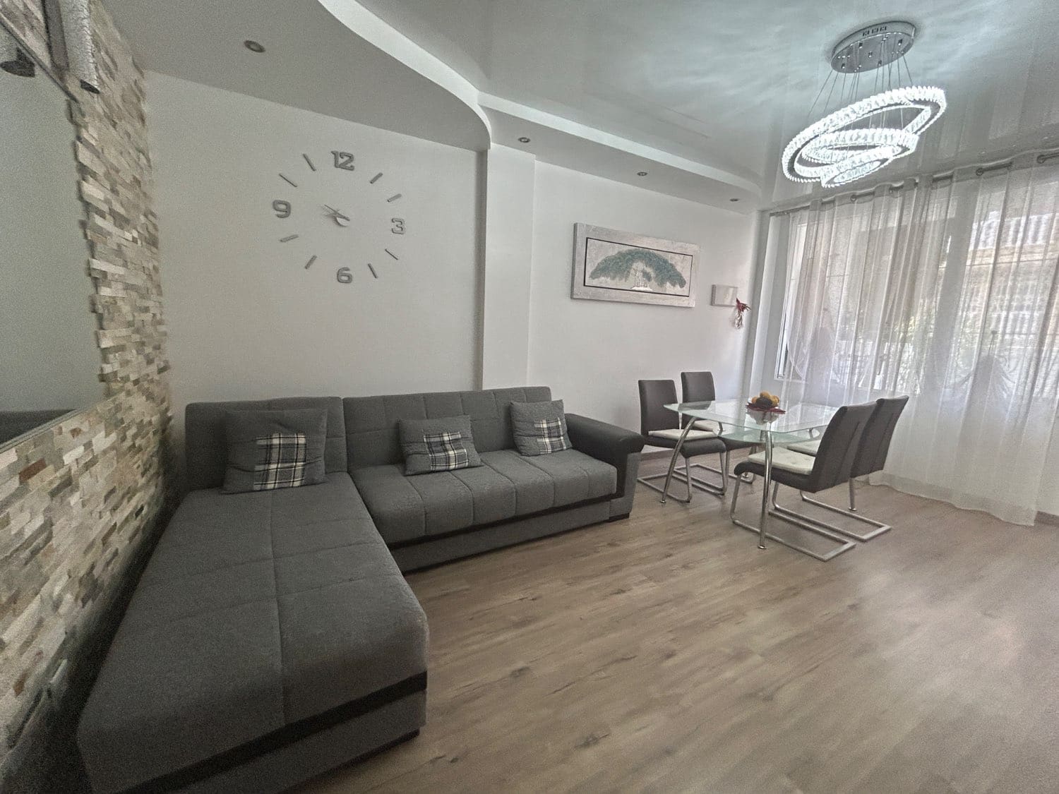 2 Zimmer Wohnung zu verkaufen in Torrevieja mit Pool - 189.000 € (Ref: 9062146)