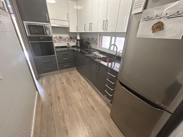 2 Zimmer Wohnung zu verkaufen in Torrevieja mit Pool - 189.000 € (Ref: 9062146)