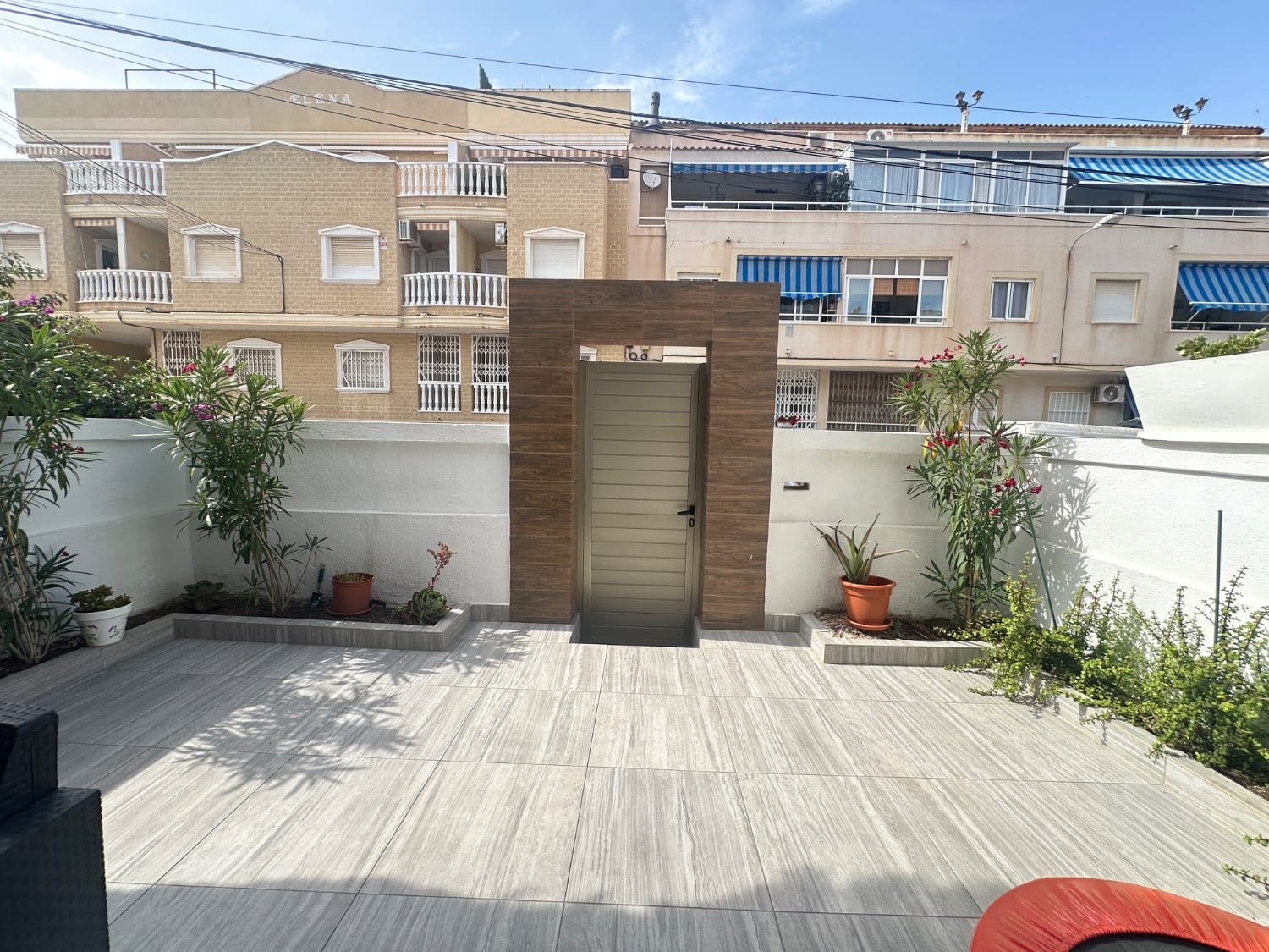 2 Zimmer Wohnung zu verkaufen in Torrevieja mit Pool - 189.000 € (Ref: 9062146)