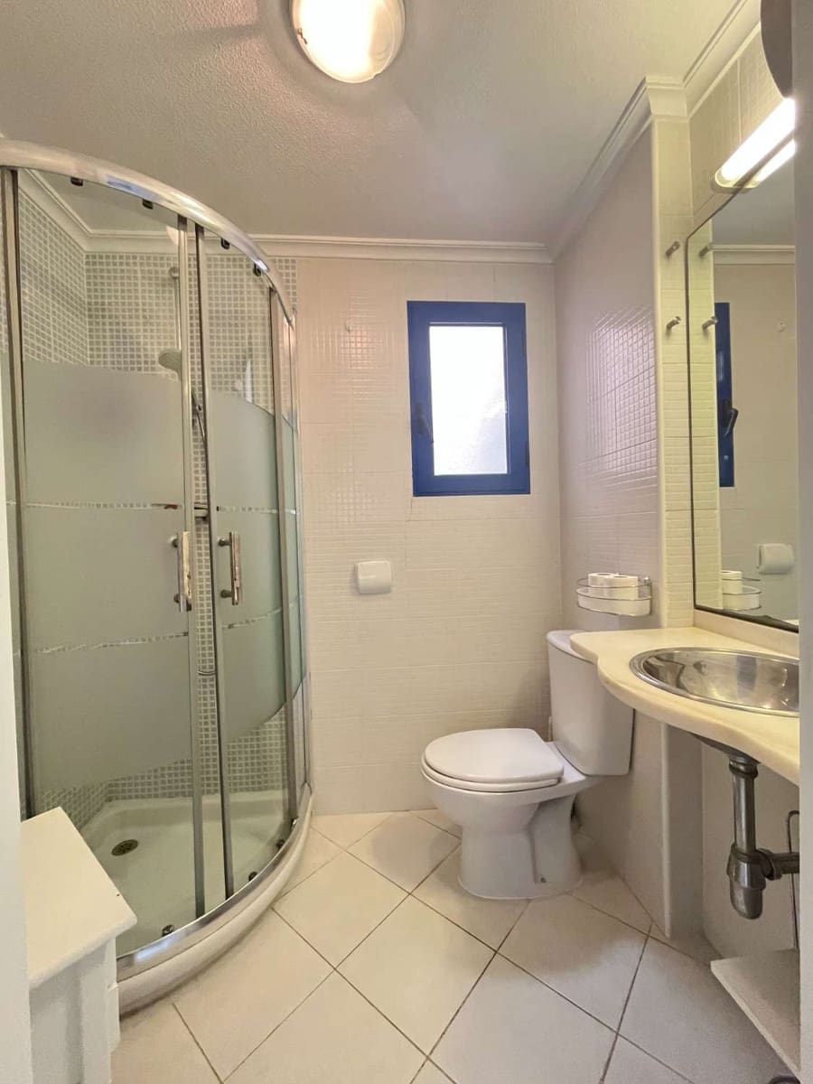 2 Zimmer Strandapartment zu verkaufen in Orihuela mit Pool Garage - 250.000 € (Ref: 9068643)