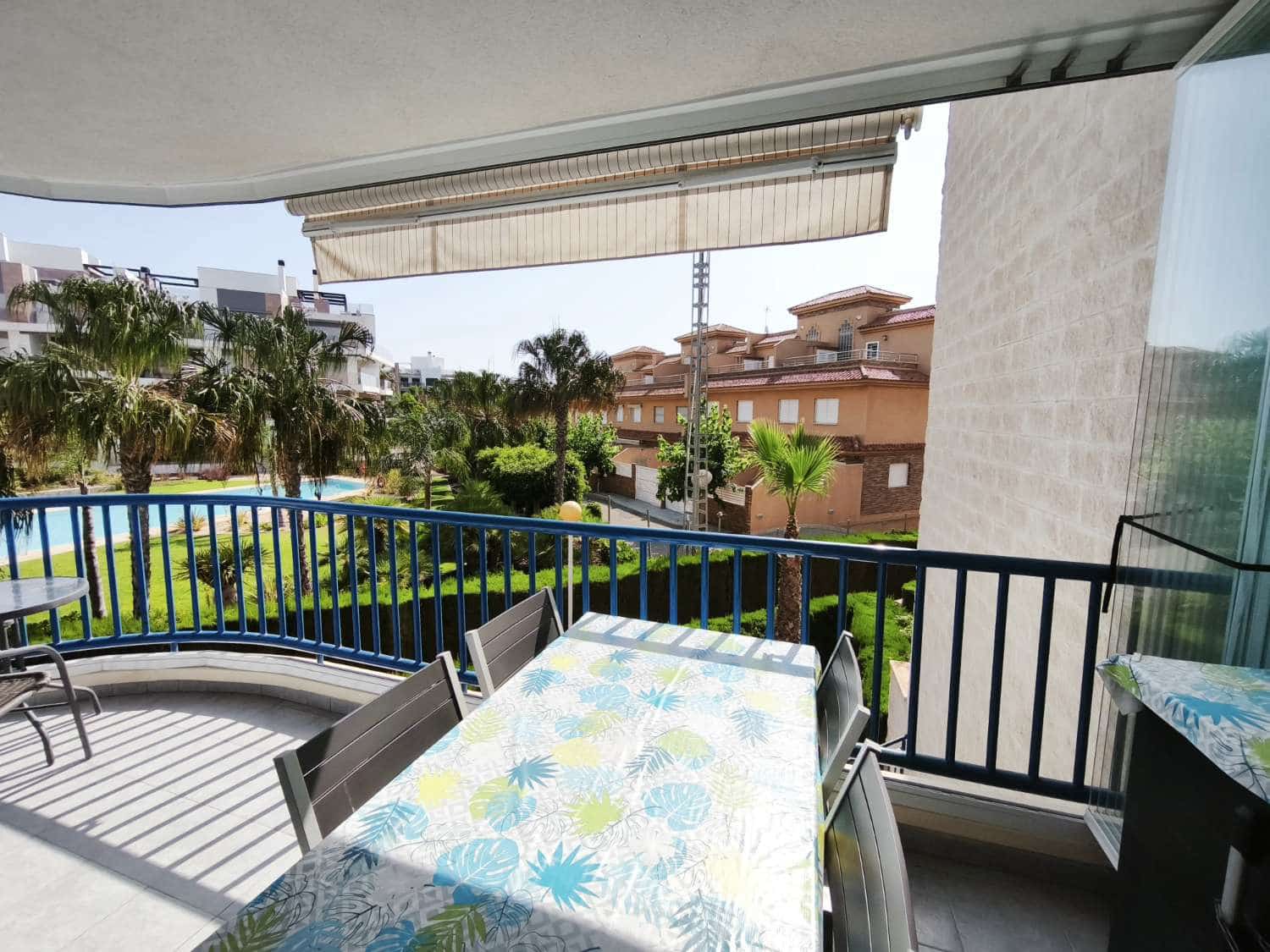 2 Zimmer Strandapartment zu verkaufen in Orihuela mit Pool Garage - 250.000 € (Ref: 9068643)