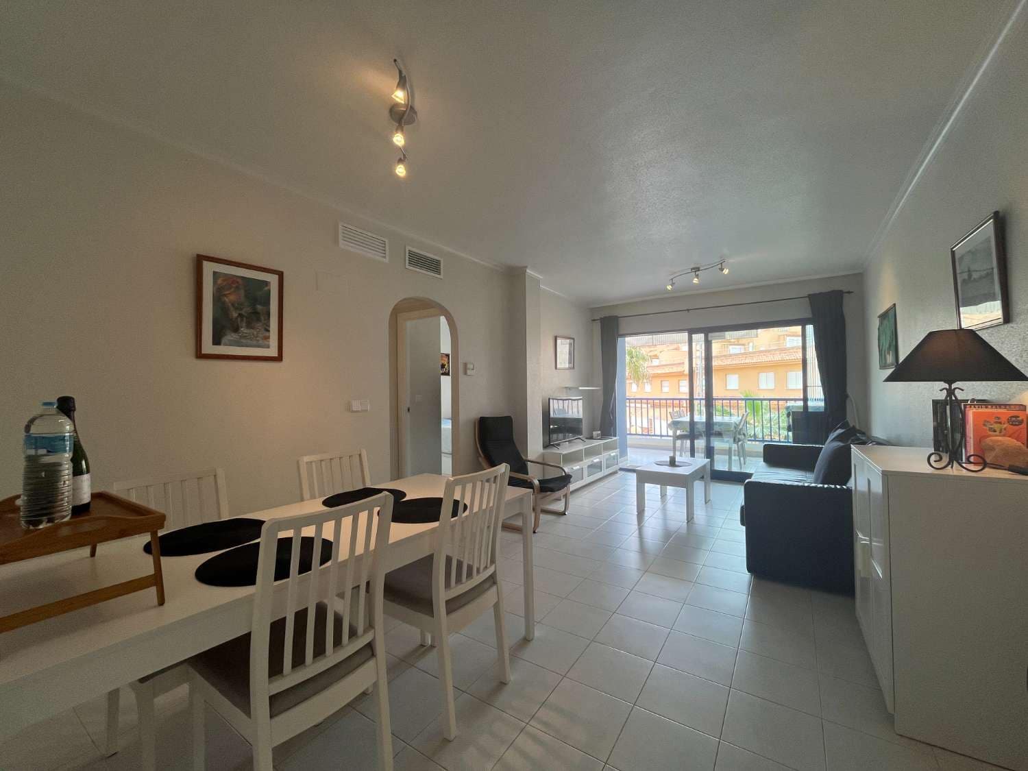 2 Zimmer Strandapartment zu verkaufen in Orihuela mit Pool Garage - 250.000 € (Ref: 9068643)