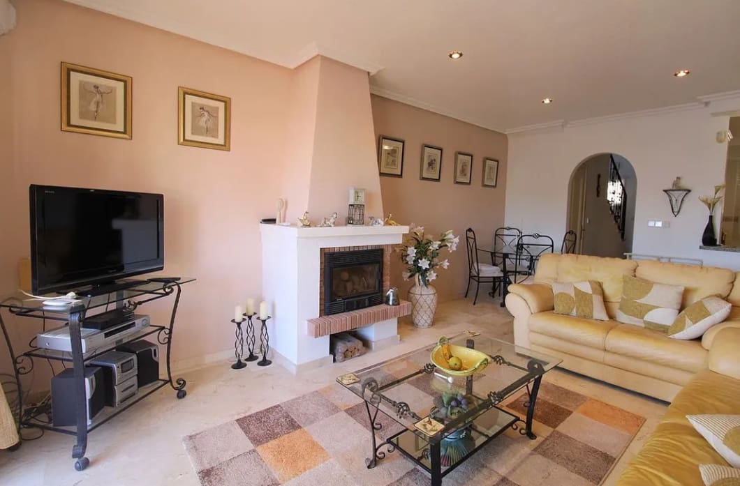 3 quarto Apartamento para venda em Orihuela com piscina - 263 000 € (Ref: 9098885)