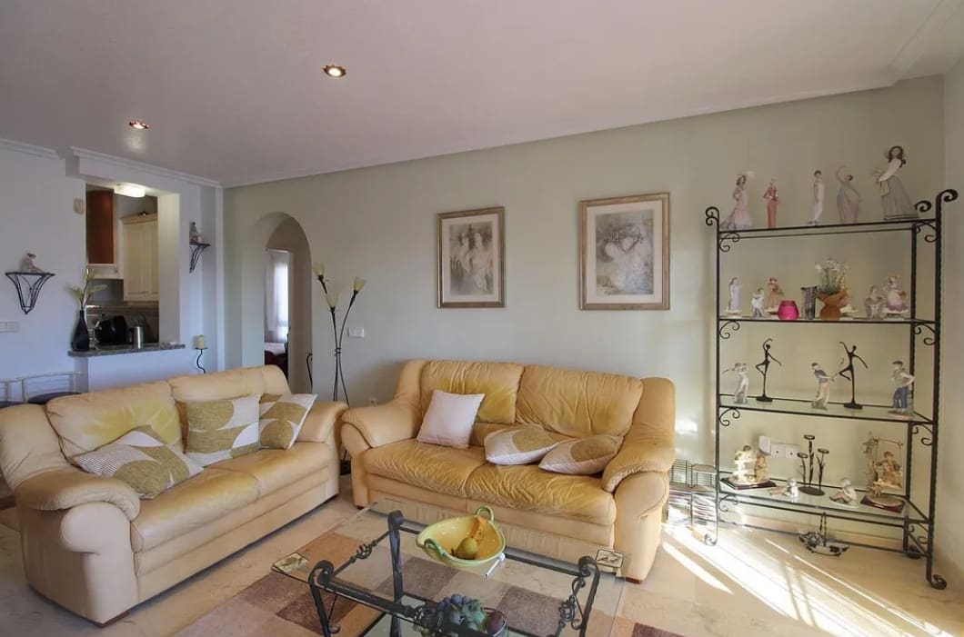 3 quarto Apartamento para venda em Orihuela com piscina - 263 000 € (Ref: 9098885)