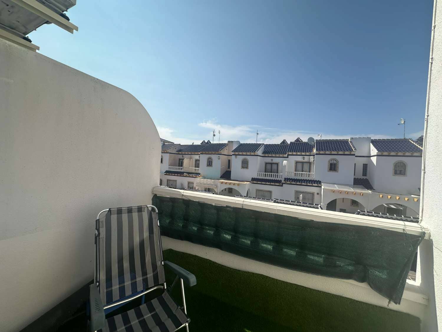 3 makuuhuone Asunto myytävänä paikassa Orihuela mukana uima-altaan - 169 900 € (Ref: 9100498)