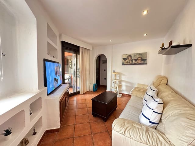 2 Zimmer Strandapartment zu verkaufen in Torrevieja mit Pool - 192.000 € (Ref: 9136915)