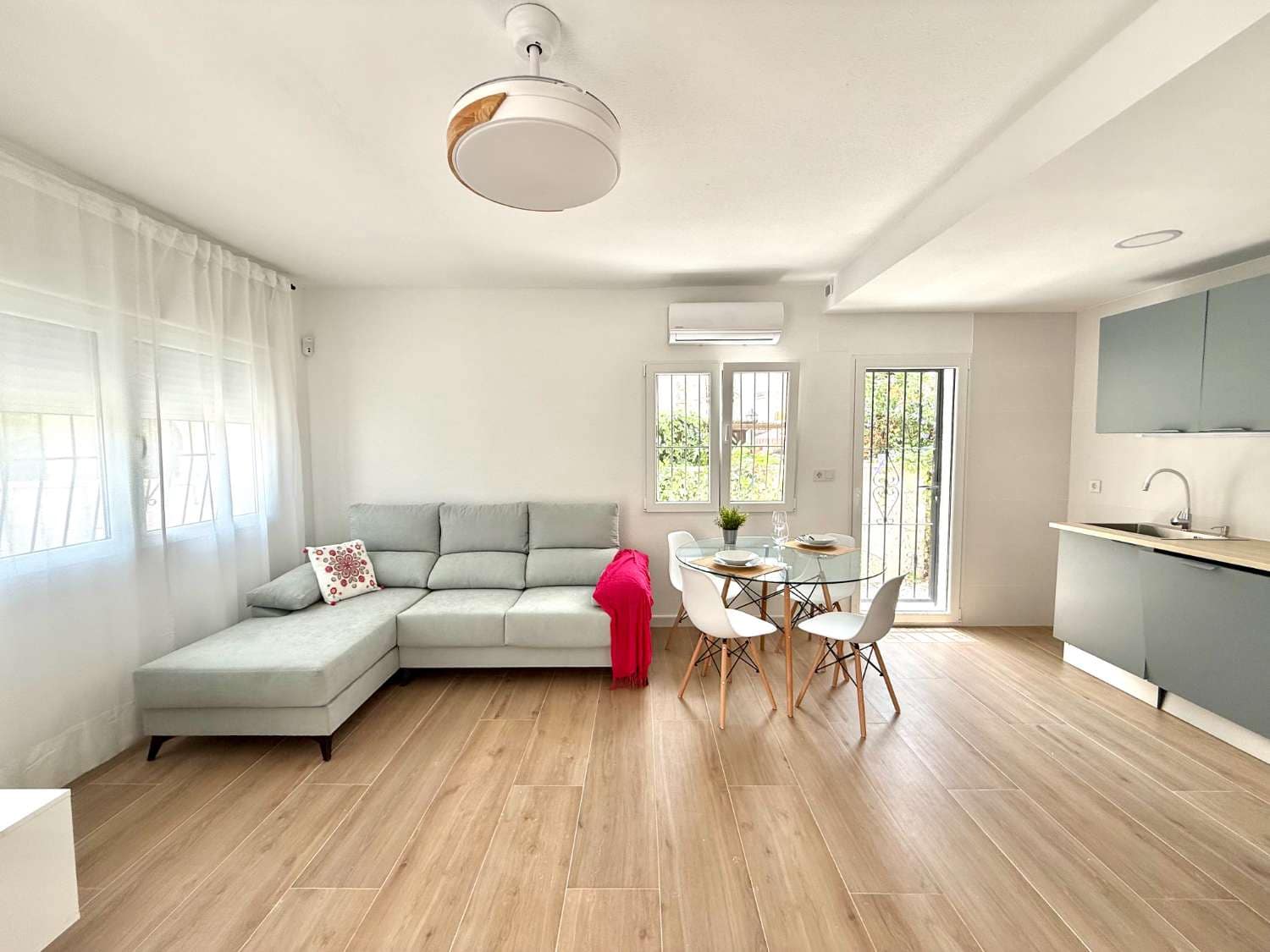 2 bedroom Flat for sale in Orihuela with pool - € 185,000 (Ref: 9136916)