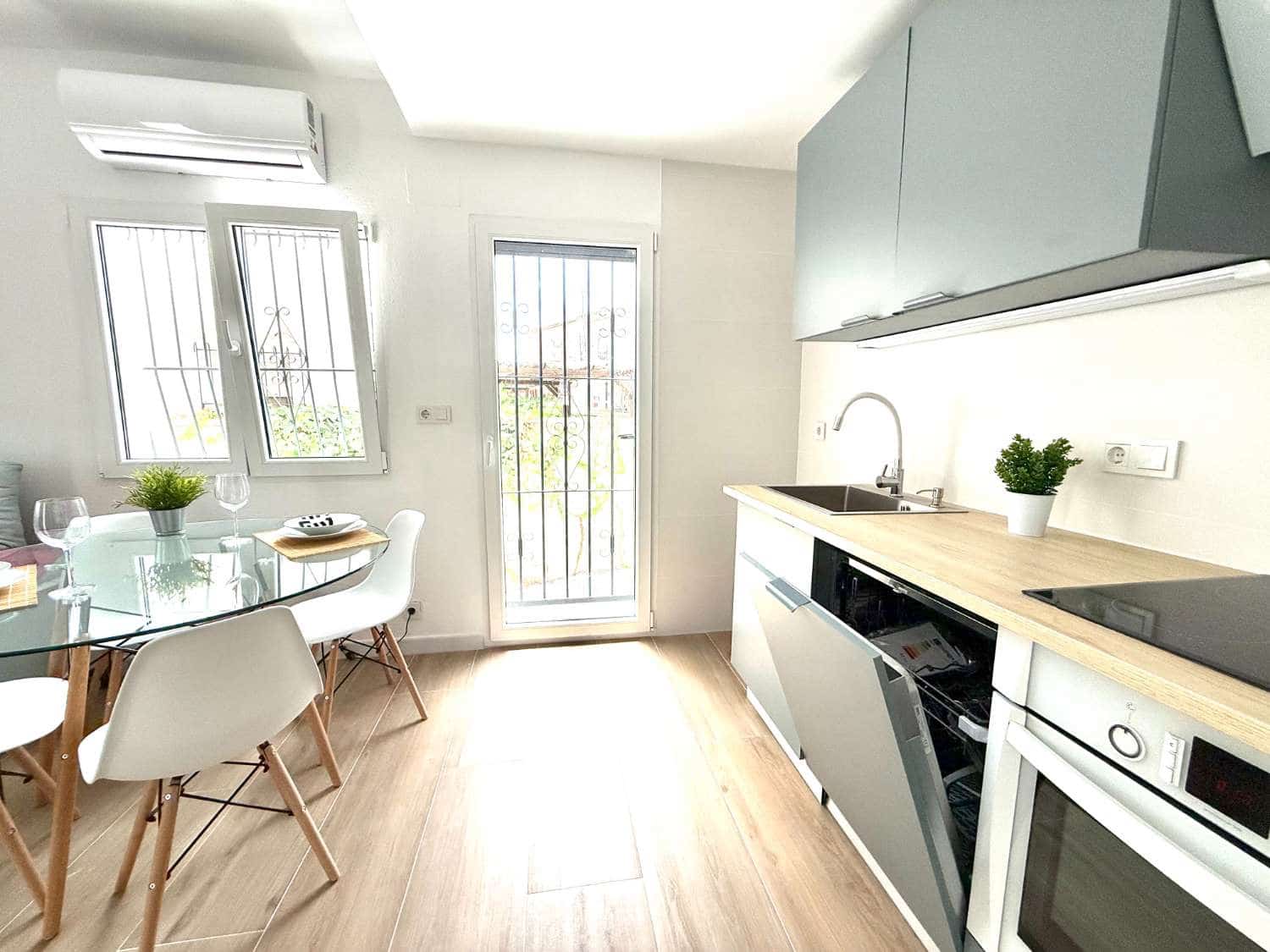 2 bedroom Flat for sale in Orihuela with pool - € 185,000 (Ref: 9136916)