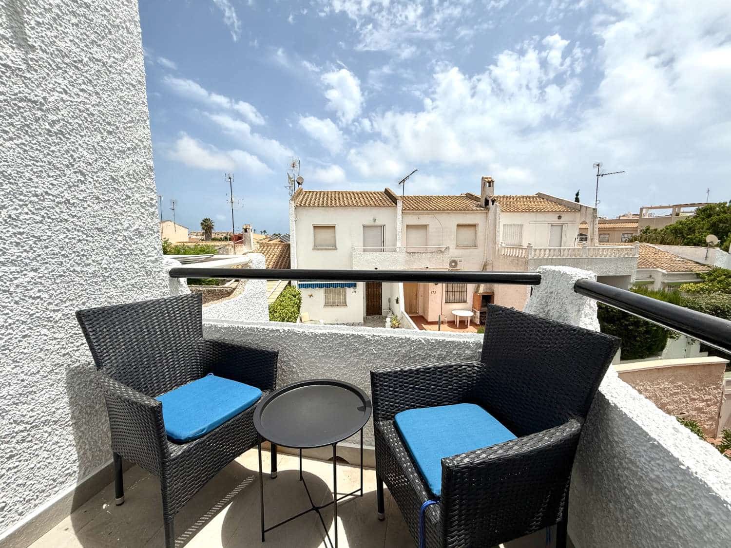 2 bedroom Flat for sale in Orihuela with pool - € 185,000 (Ref: 9136916)