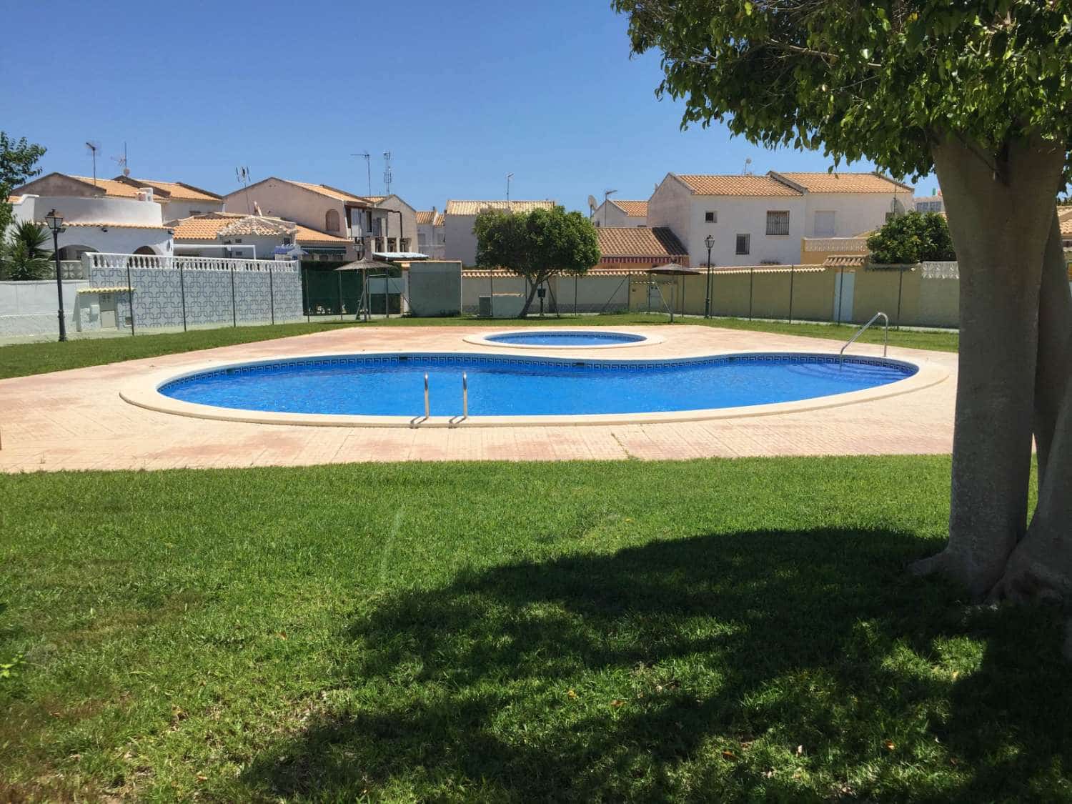 2 bedroom Flat for sale in Orihuela with pool - € 185,000 (Ref: 9136916)