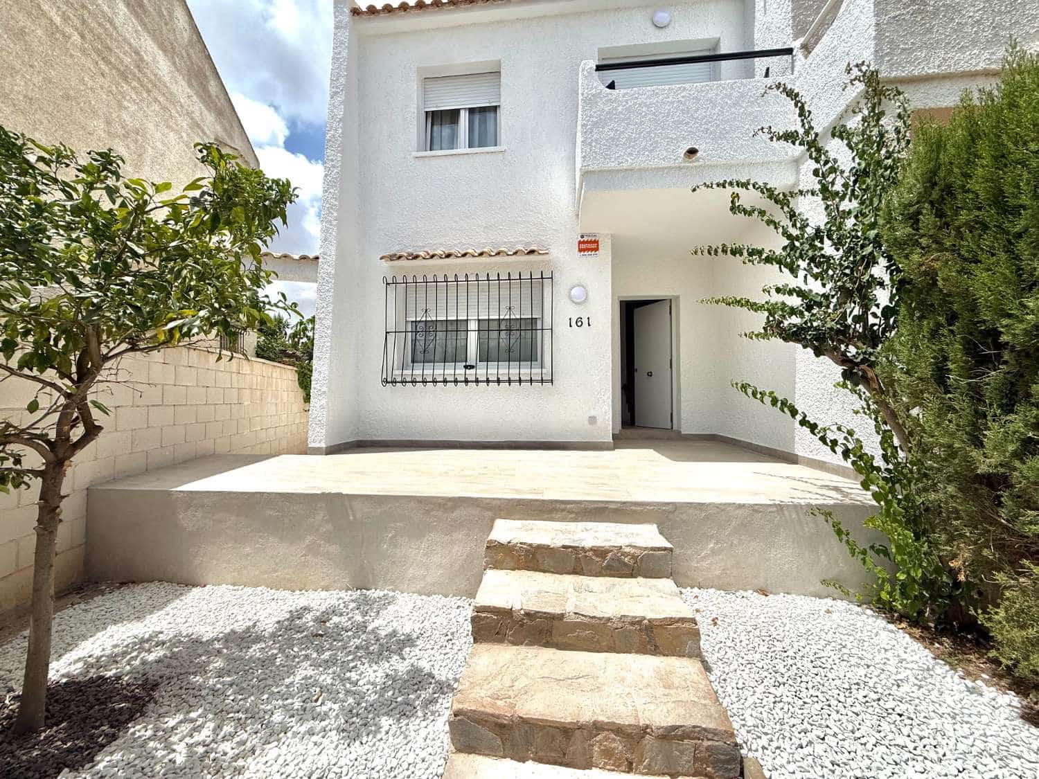 2 bedroom Flat for sale in Orihuela with pool - € 185,000 (Ref: 9136916)