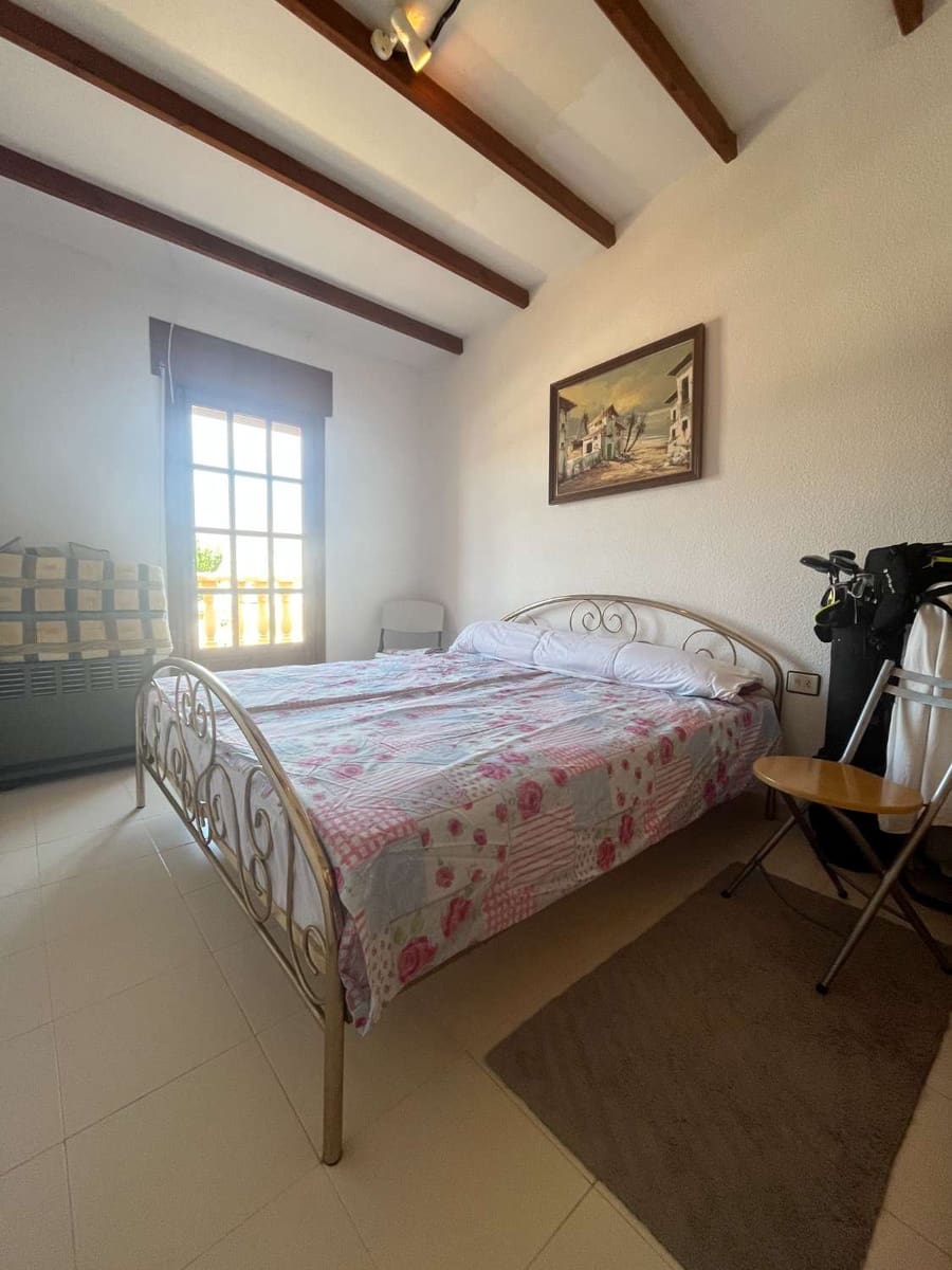 3 soverom Rekkehus til salgs i Orihuela med svømmebasseng - € 159 900 (Ref: 9146779)