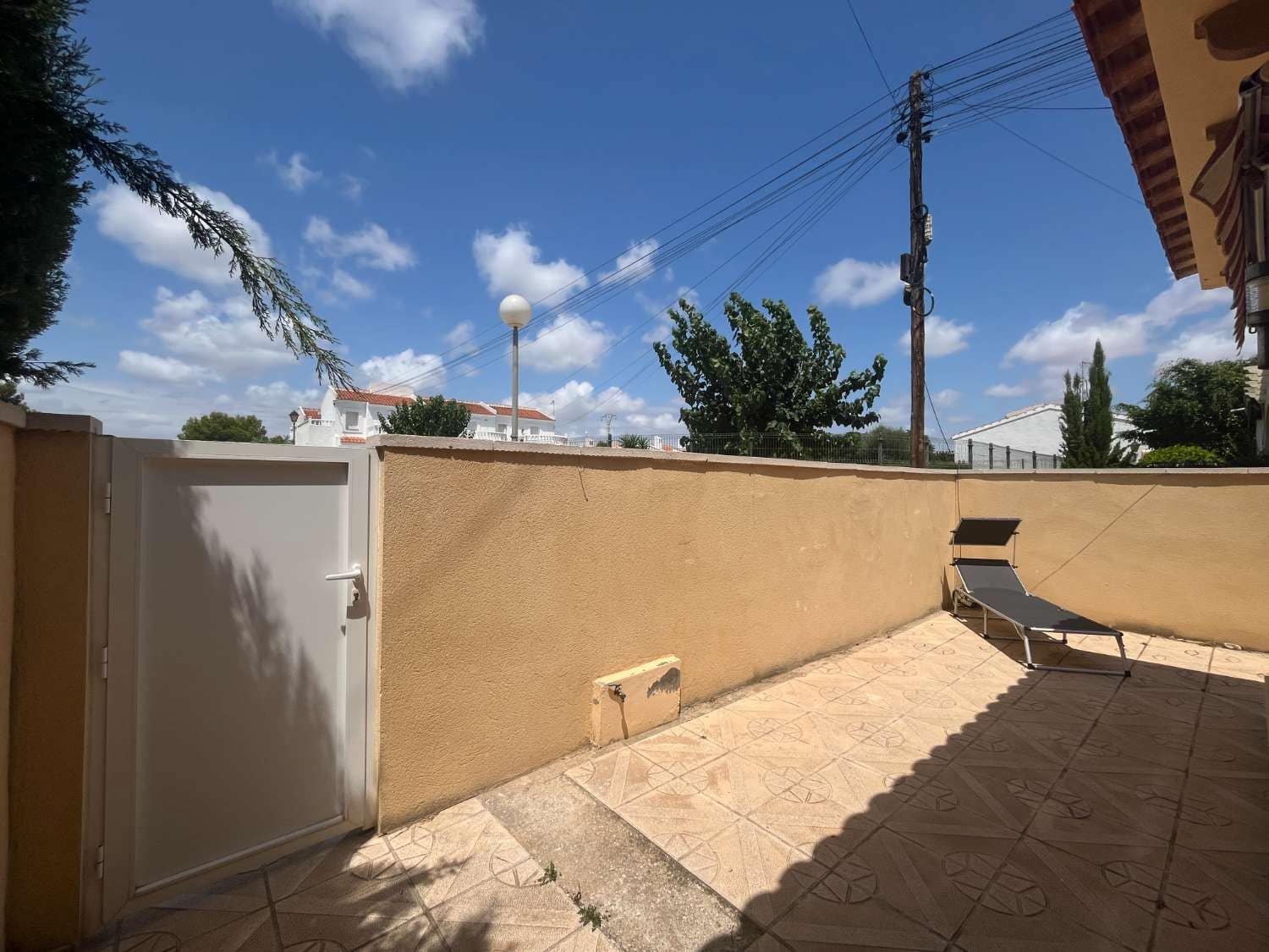 3 soverom Rekkehus til salgs i Orihuela med svømmebasseng - € 159 900 (Ref: 9146779)