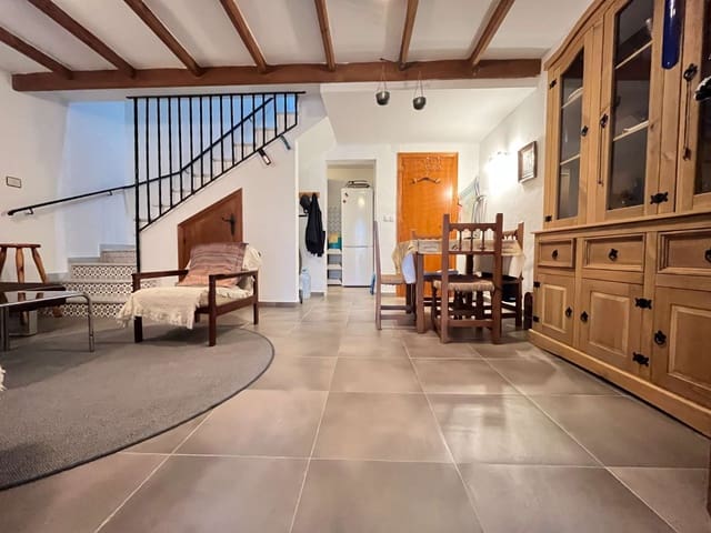 3 soveværelse Rækkehus til salg i Orihuela med swimmingpool - € 159.900 (Ref: 9146779)