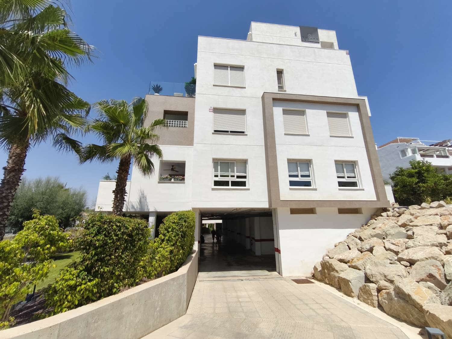 2 soveværelse Lejlighed til salg i Orihuela Costa med swimmingpool garage - € 249.999 (Ref: 9160802)