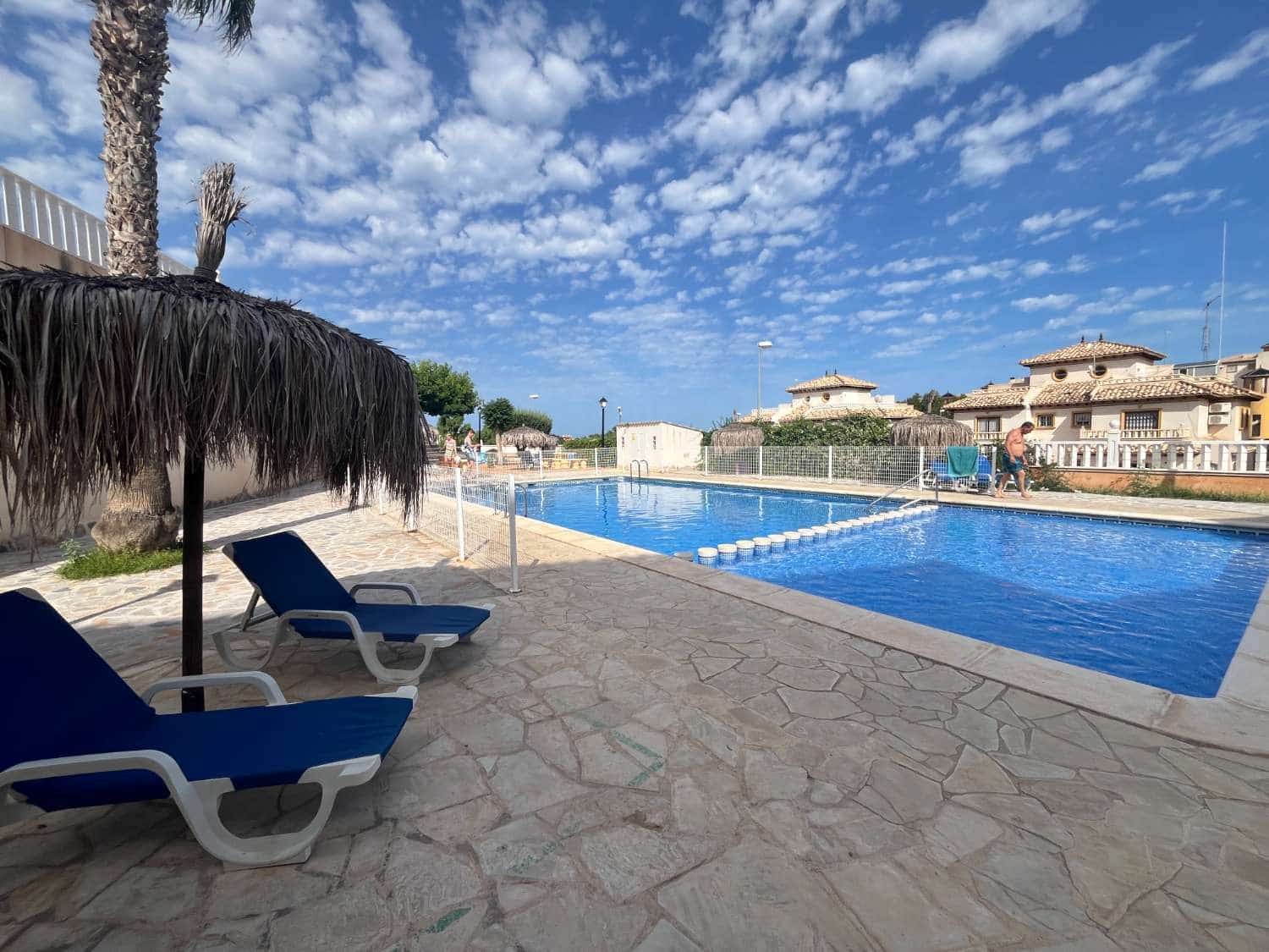 2 soverom Strandleiligheter til salgs i Orihuela med svømmebasseng - € 159 000 (Ref: 9171157)