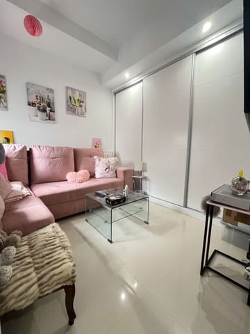 3 makuuhuone Rivitalo myytävänä paikassa Orihuela mukana uima-altaan 
autotalli - 279 000 € (Ref: 9173218)