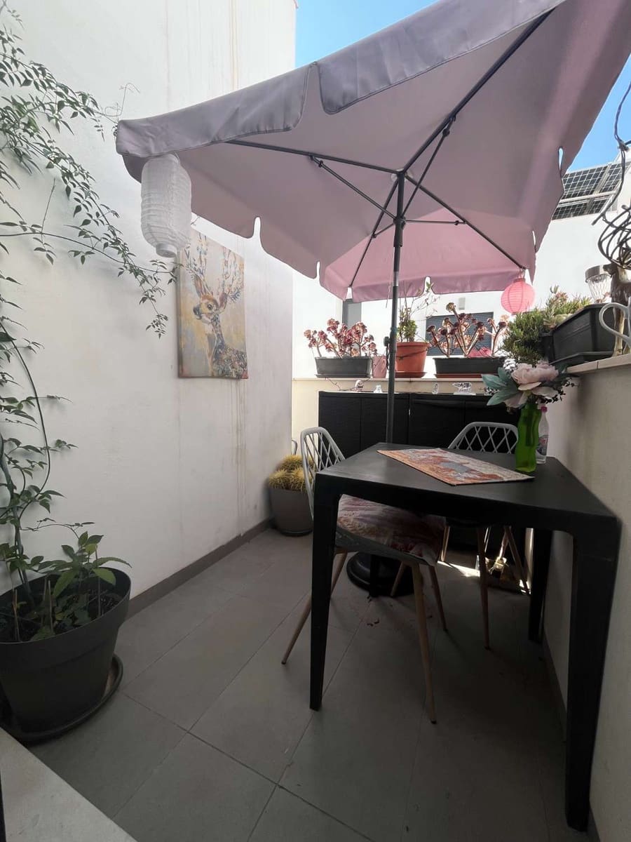 3 slaapkamer Rijtjeshuis te koop in Orihuela met zwembad garage - € 279.000 (Ref: 9173218)