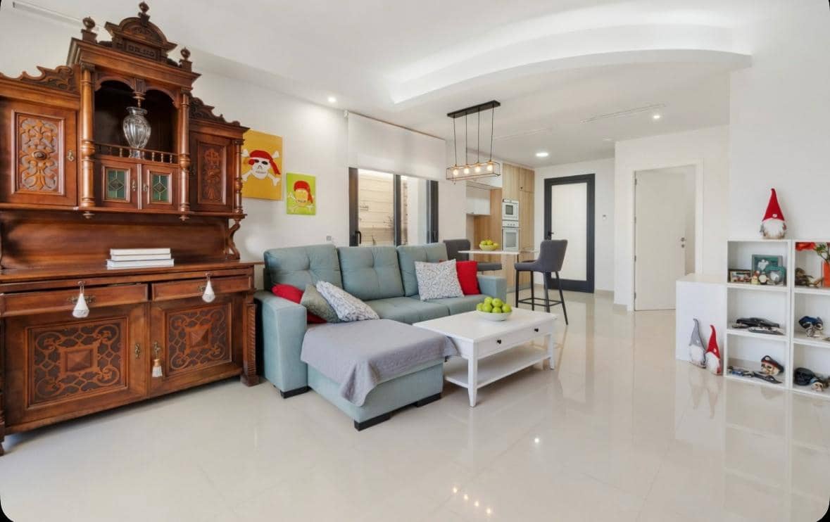 3 slaapkamer Rijtjeshuis te koop in Orihuela met zwembad garage - € 279.000 (Ref: 9173218)