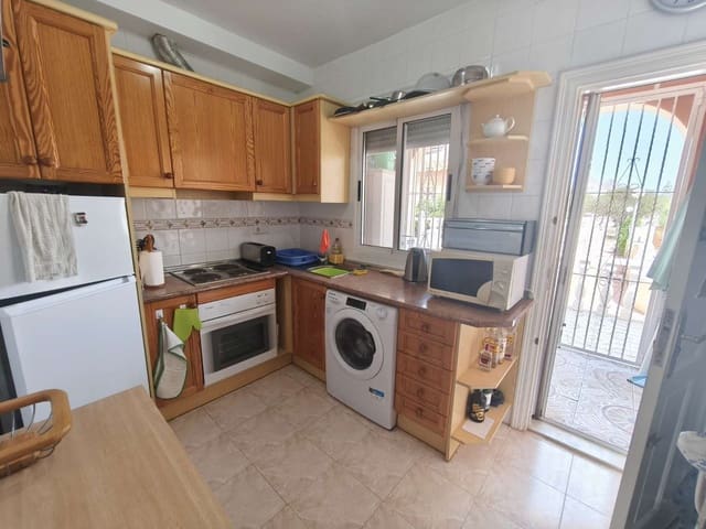 2 makuuhuone Asunto myytävänä paikassa Orihuela mukana uima-altaan - 148 000 € (Ref: 9197501)