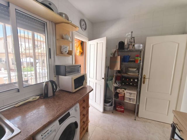 2 makuuhuone Asunto myytävänä paikassa Orihuela mukana uima-altaan - 148 000 € (Ref: 9197501)