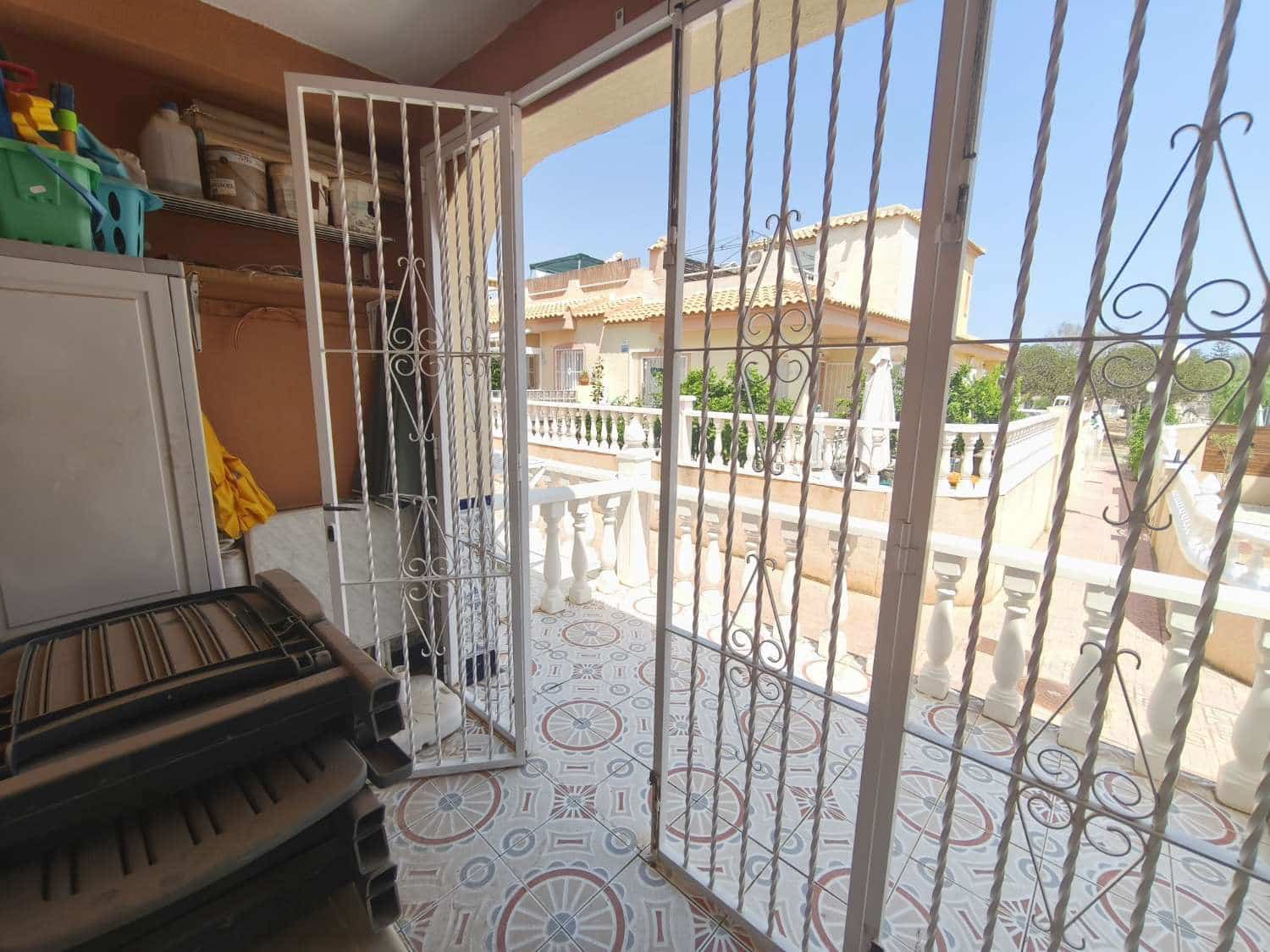 2 makuuhuone Asunto myytävänä paikassa Orihuela mukana uima-altaan - 148 000 € (Ref: 9197501)