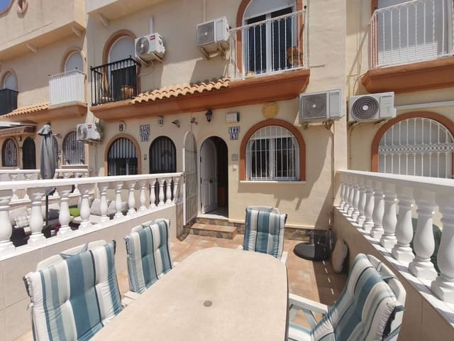 2 makuuhuone Asunto myytävänä paikassa Orihuela mukana uima-altaan - 148 000 € (Ref: 9197501)