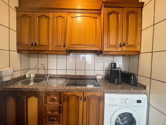 1 makuuhuone Ranta-asunto myytävänä paikassa Torrevieja mukana uima-altaan - 85 000 € (Ref: 9200295)