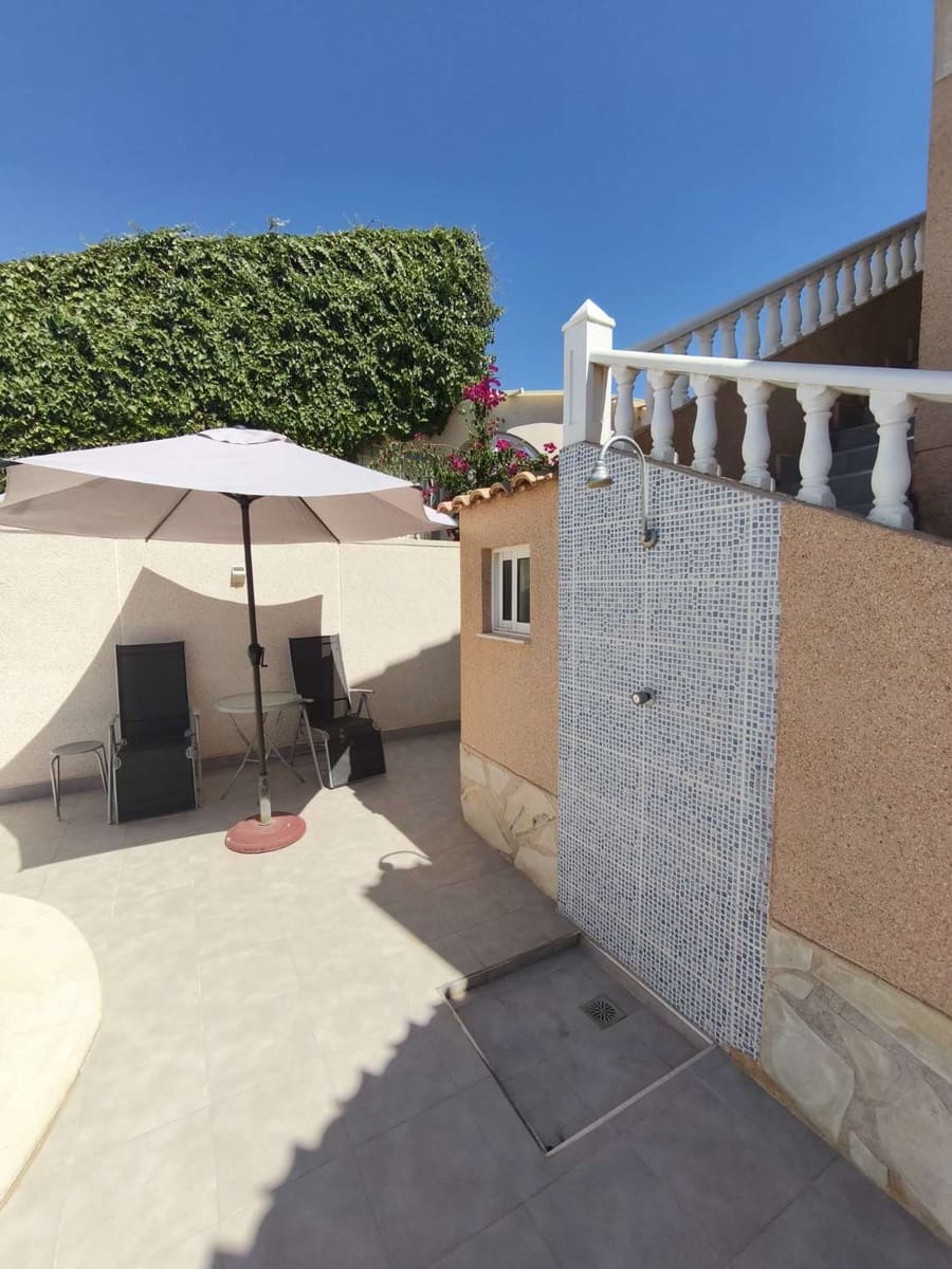 3 bedroom Villa for sale in Orihuela with pool - € 349,900 (Ref: 9217177)