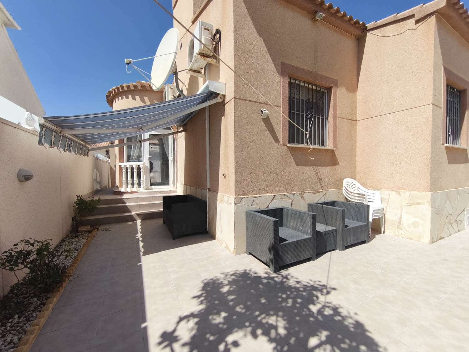 3 bedroom Villa for sale in Orihuela with pool - € 349,900 (Ref: 9217177)