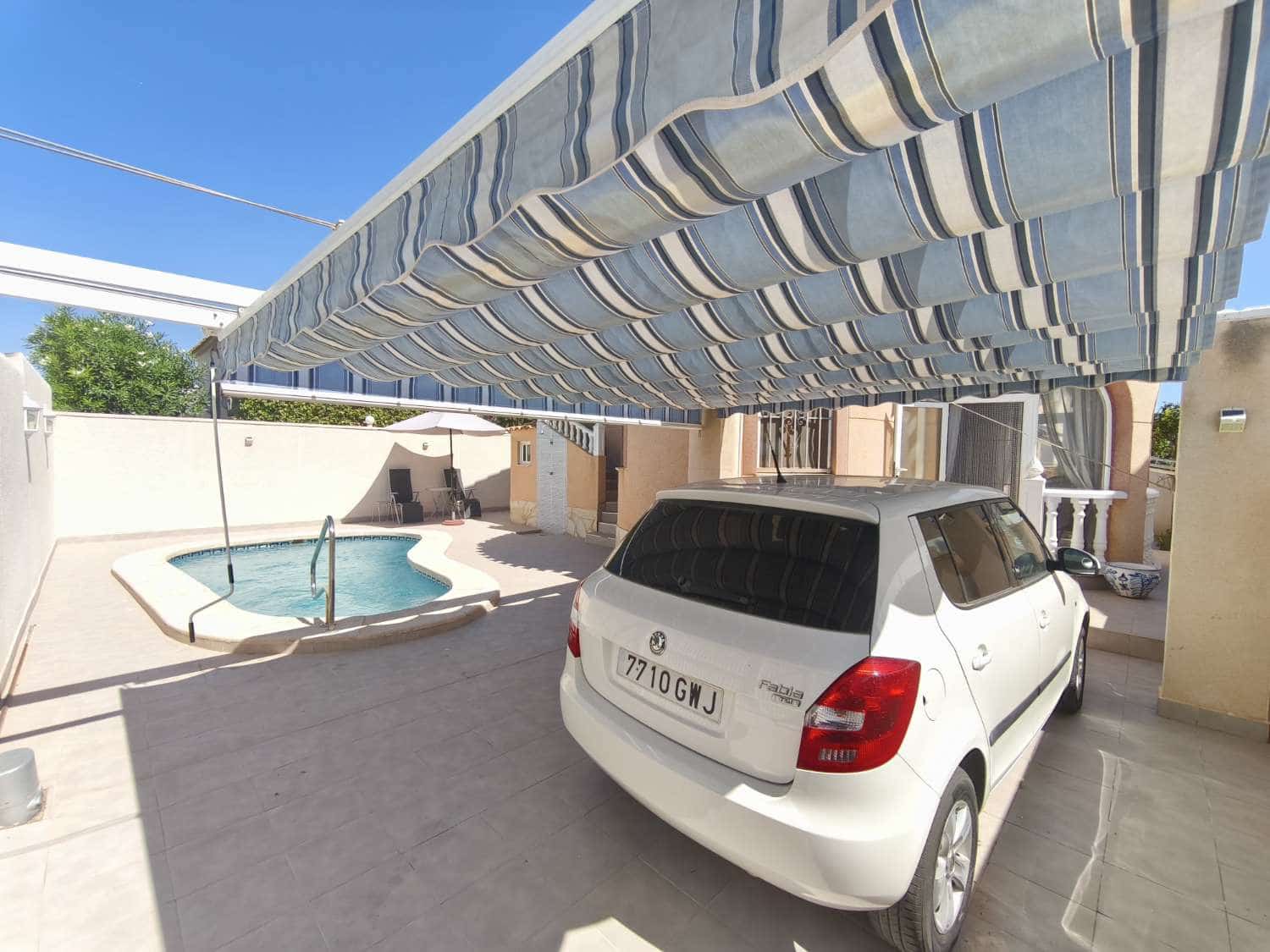 3 bedroom Villa for sale in Orihuela with pool - € 349,900 (Ref: 9217177)
