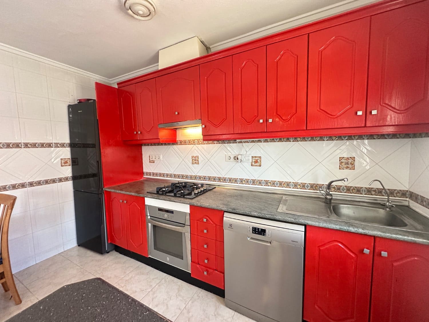 2 slaapkamer Bungalow te koop in Orihuela met zwembad - € 170.000 (Ref: 9232389)