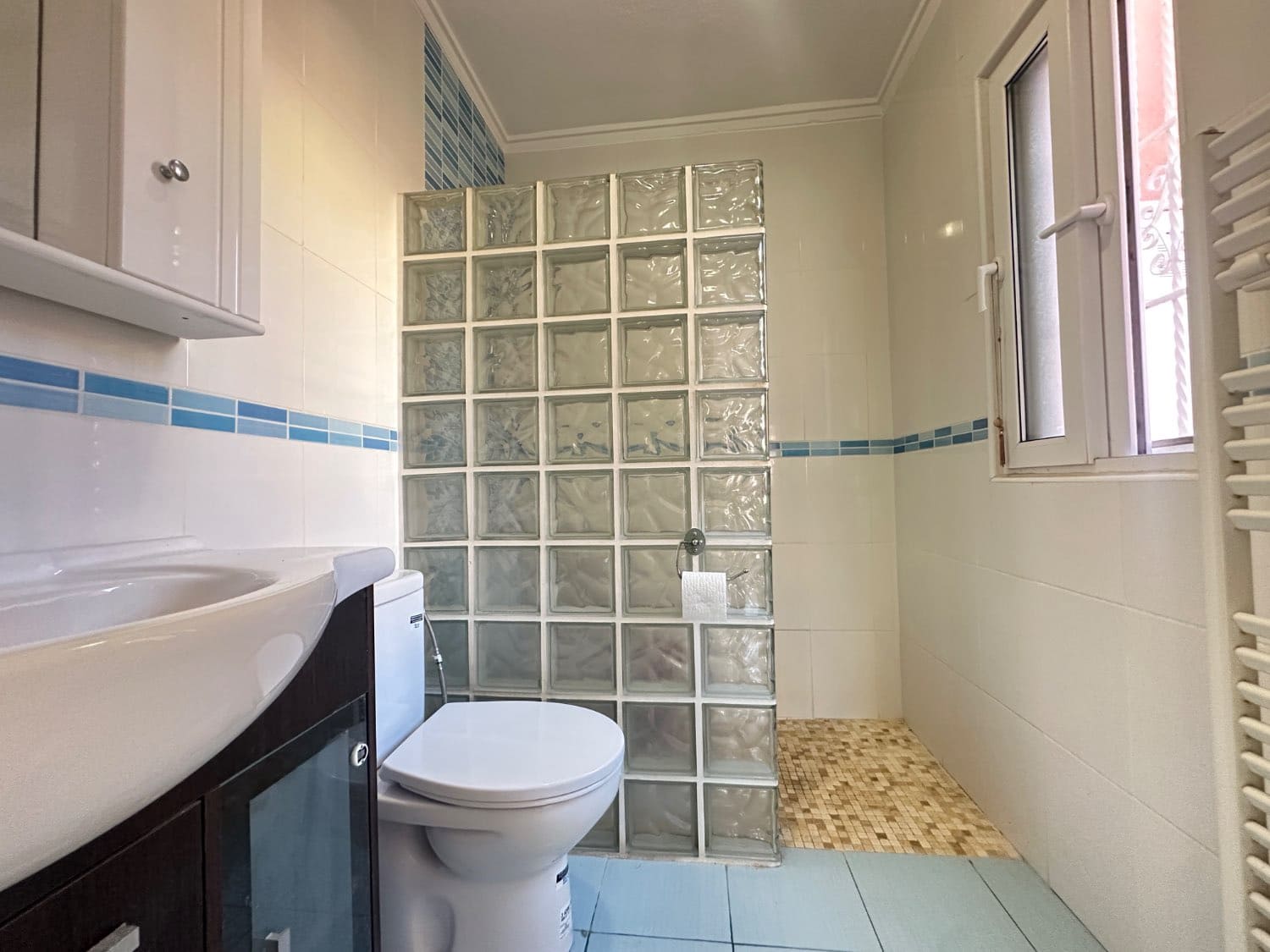 2 slaapkamer Bungalow te koop in Orihuela met zwembad - € 170.000 (Ref: 9232389)