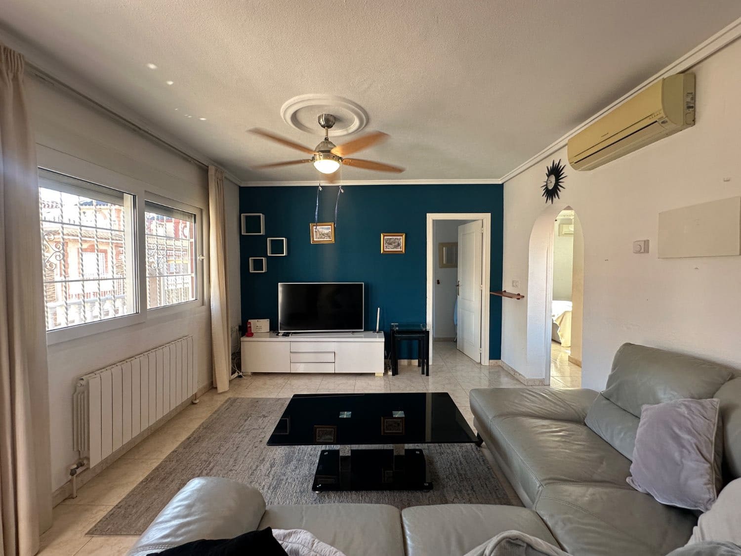 2 slaapkamer Bungalow te koop in Orihuela met zwembad - € 170.000 (Ref: 9232389)