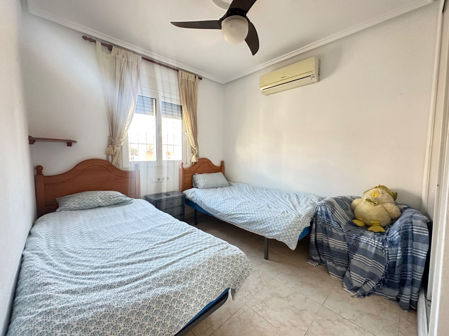 2 slaapkamer Bungalow te koop in Orihuela met zwembad - € 170.000 (Ref: 9232389)